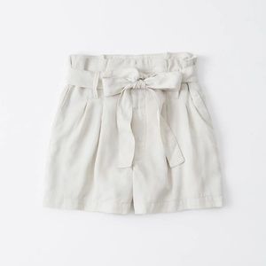 Abercrombie & Fitch Ultra High Rise Shorts Size L